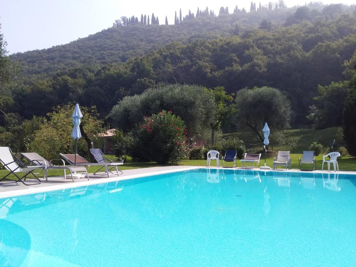 Apartmentsgarda - Ca' Capre エクステリア 写真