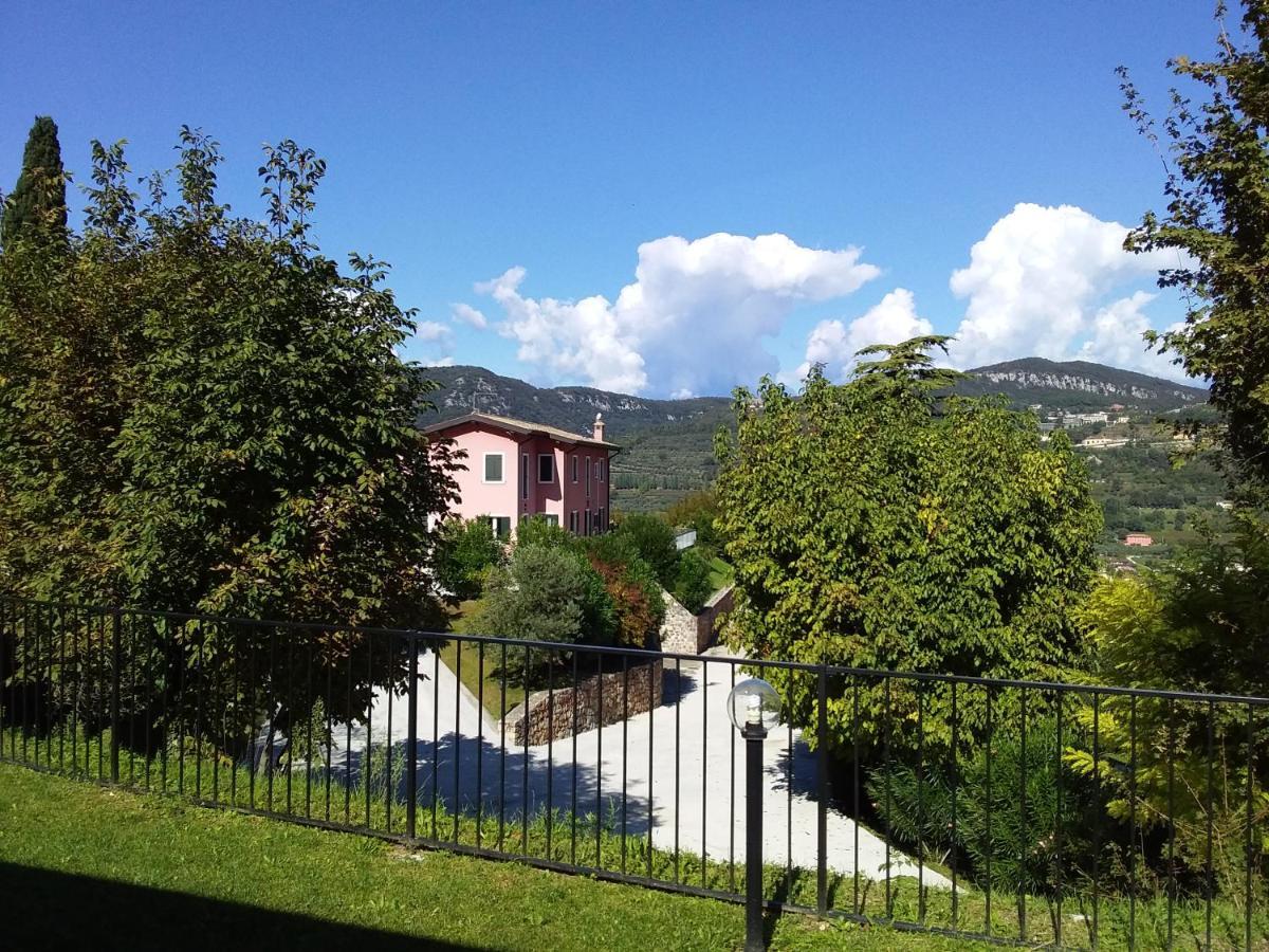Apartmentsgarda - Ca' Capre エクステリア 写真
