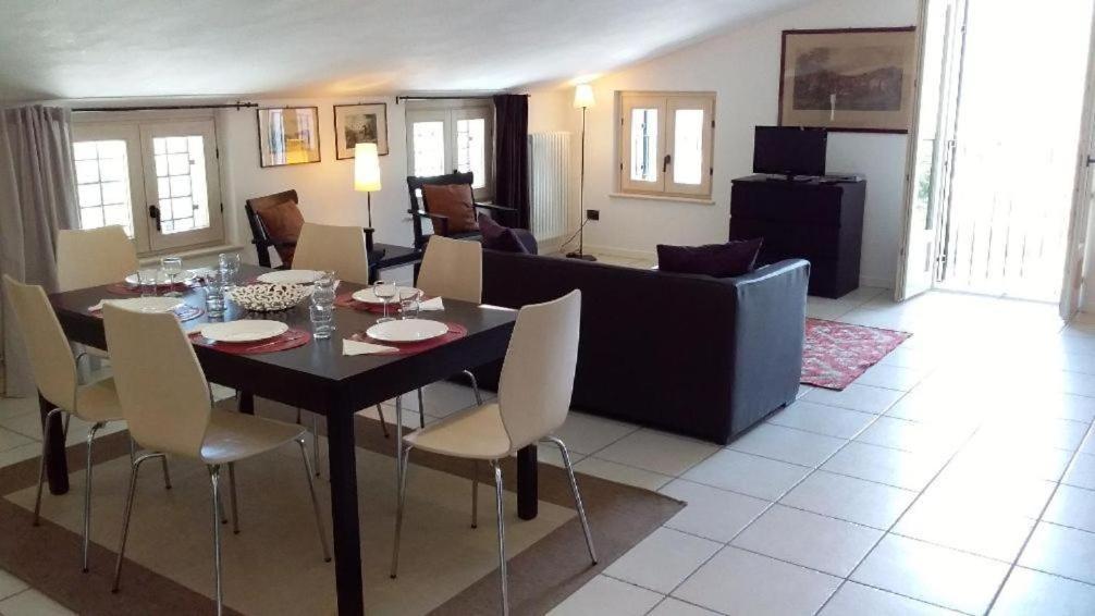 Apartmentsgarda - Ca' Capre エクステリア 写真